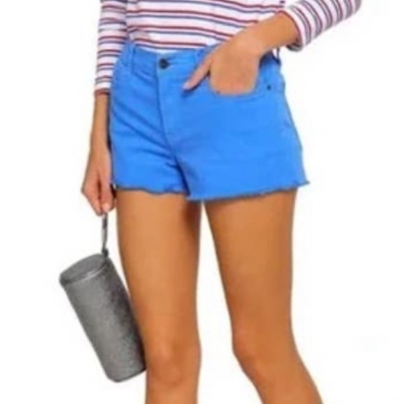 FRAME Le Cutoff Short in Coastal Blue - Picture 1 of 6